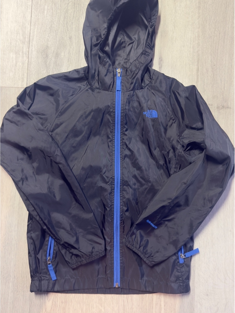The North Face Boy’s Jacket Black Nylon Medium Hooded Lightweight